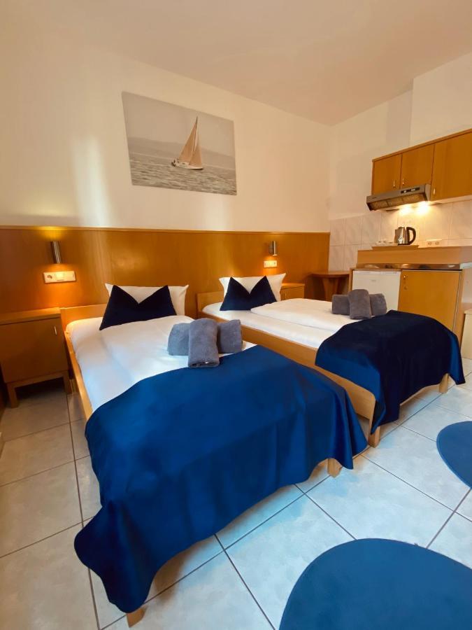 Hotel La Ferté Stuttgart Extérieur photo